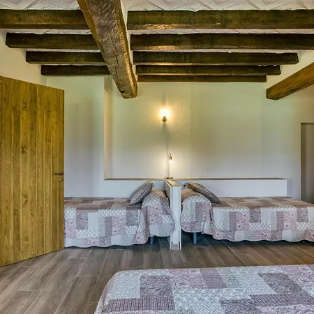 Mas Plantalech * La Vall de Bianya